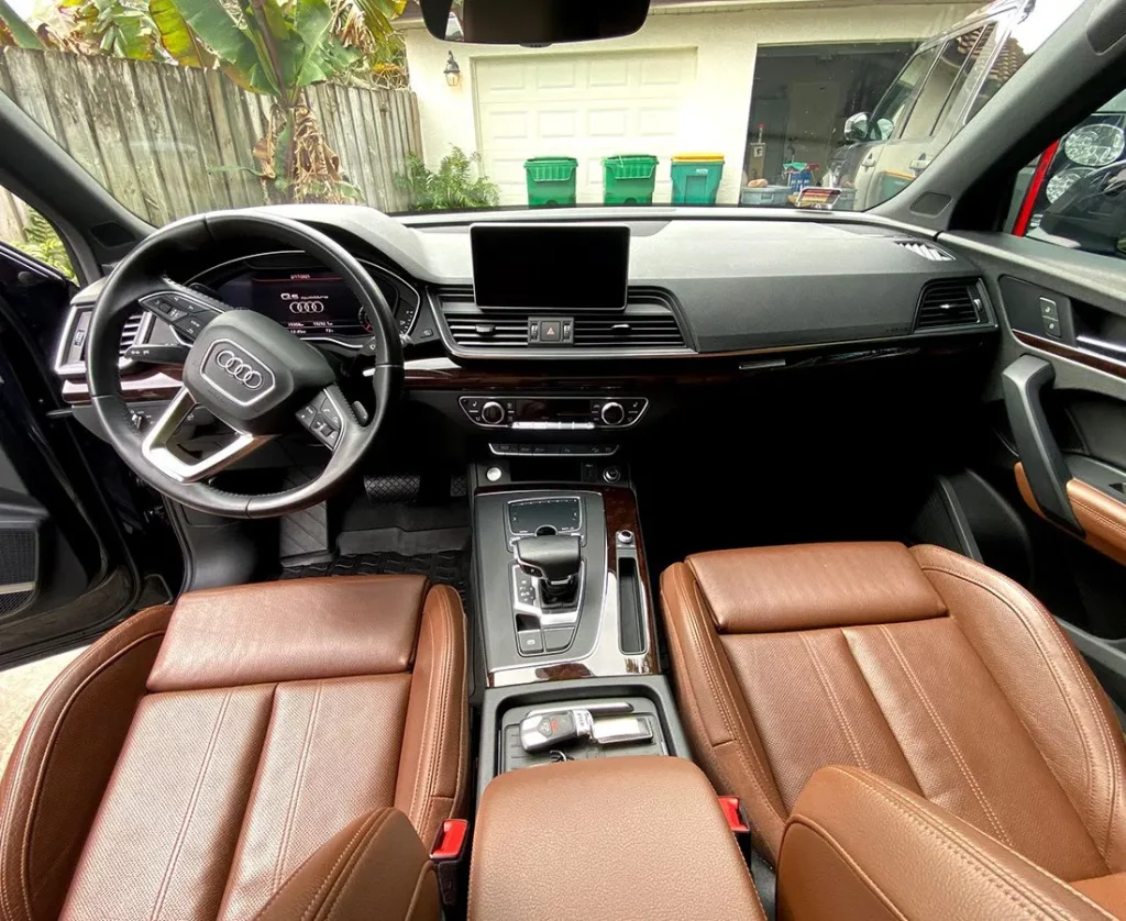 Home Image 9